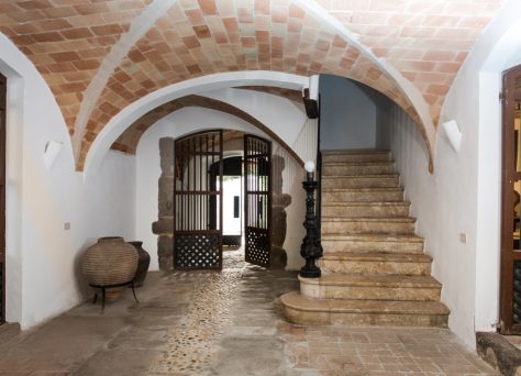 Can Gibert, apartments in a rural house in Spain, Catalonia, Costa Brava, Castelló d'Empúries, Girona